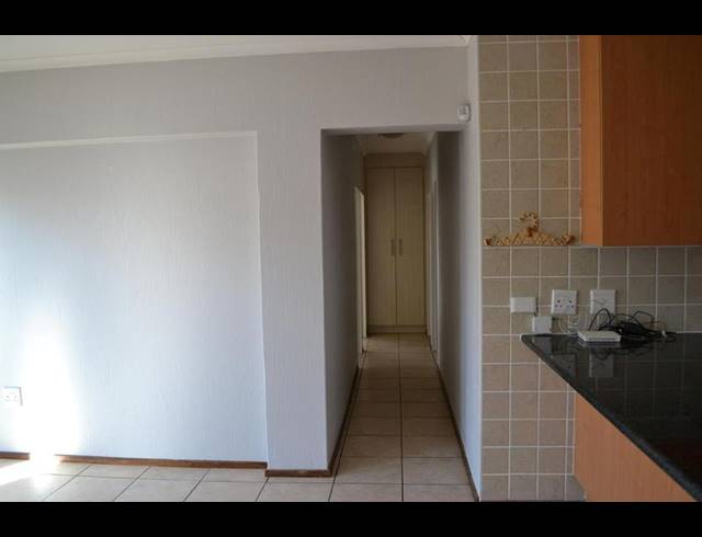 3 BEDROOM TOWNHOUSE FOR SALE IN CHANCLIFF RIDGE